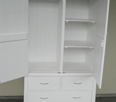 image of Maddison Double Wardrobe Four Drawer White Lacquer
